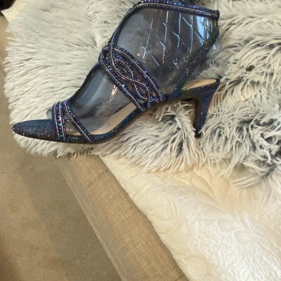 New in box- Dressy 2in. strappy heel.  Beautiful shoe. Holidays parties! - Picture 5 of 6